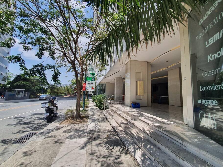 Bgc Taguig Cozy 2 Bedroom Loft, With Stunning Bgc Skyline View! Manila Eksteriør bilde