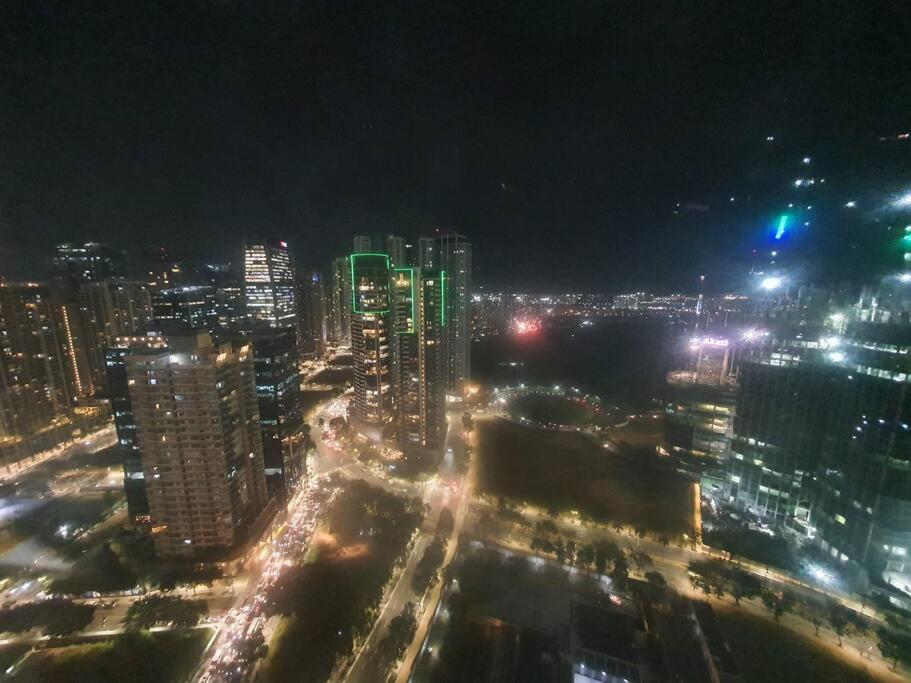 Bgc Taguig Cozy 2 Bedroom Loft, With Stunning Bgc Skyline View! Manila Eksteriør bilde